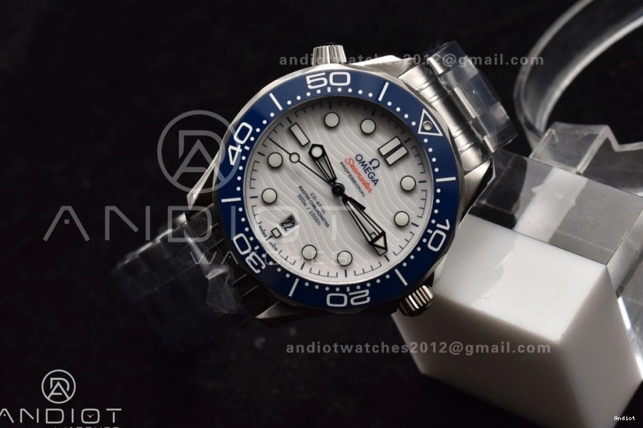 White A2824 Ceramic 1:1 Bracelet SS Edition Blue Seamaster Bezel on 300M SS Dial Diver VSF Best 1219